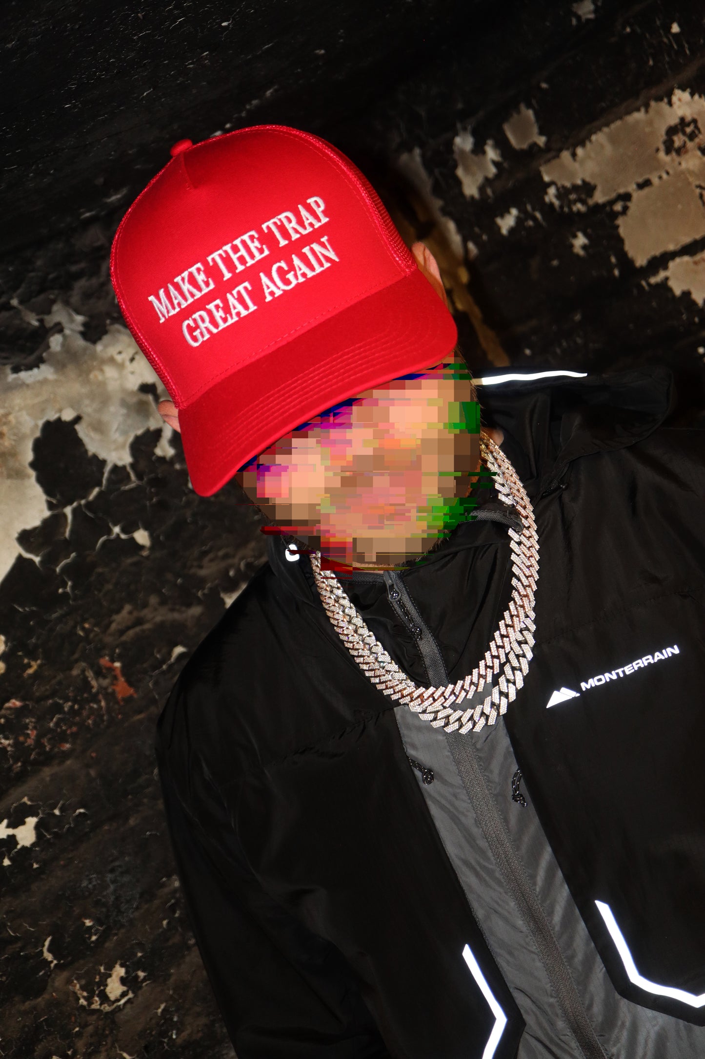 MAKE THE TRAP GREAT AGAIN. Cap